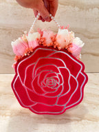 Czerwone pudełko w kształcie róży z Flower Boxem Rose Velvet i perłowym uchwytem